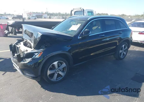 2016 Mercedes-Benz Glc 300 z USA, uszkodzony, nr VIN WDC0G4JBXGF067970